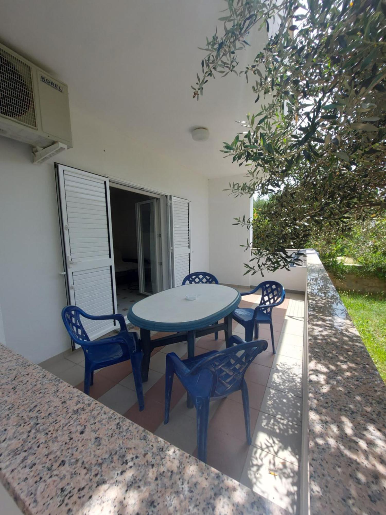 Apartment Elena Vlašići Esterno foto
